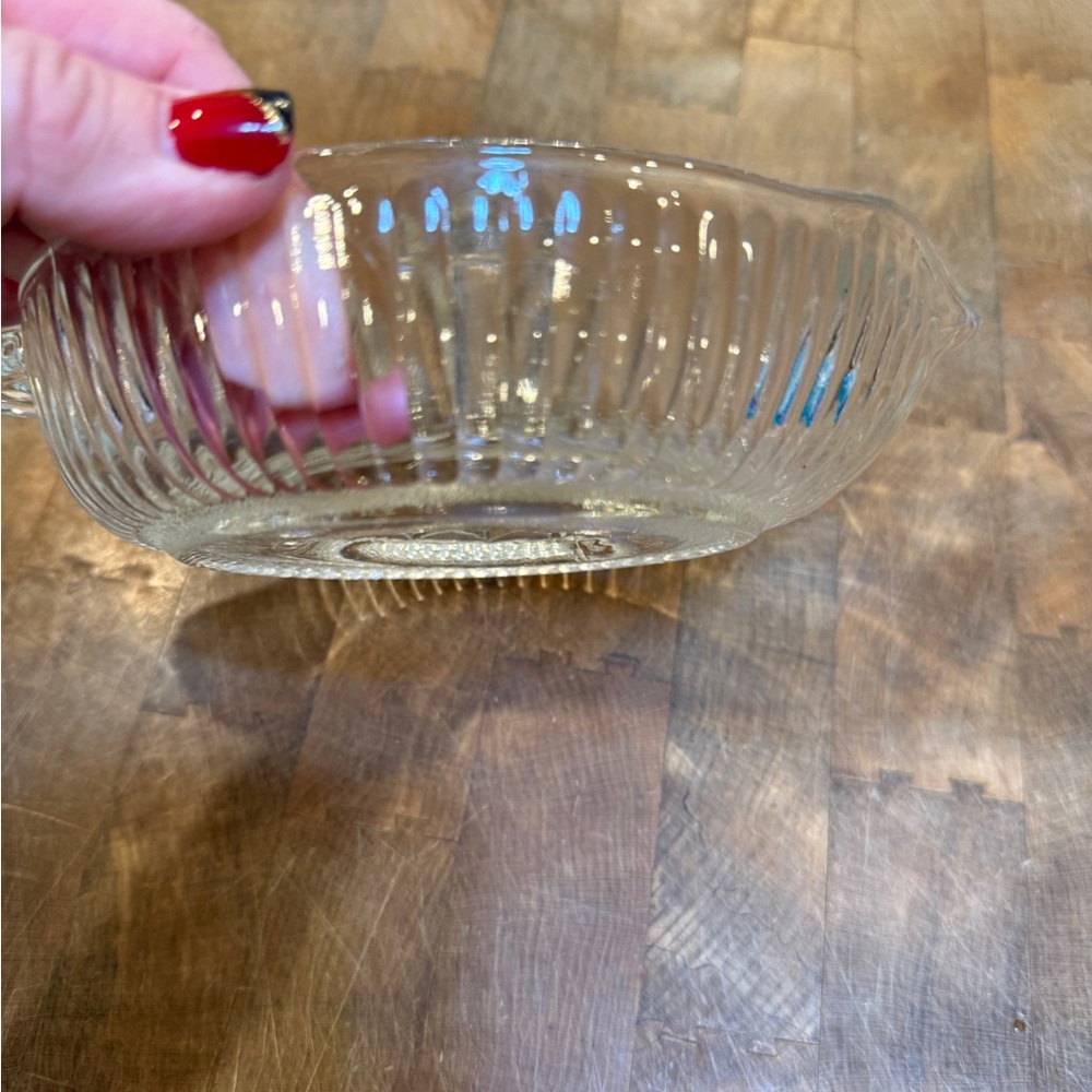 Vintage Clear Glass Lemon Citrus Juicer Classic Home Dining Reamer - Picture 4 of 13